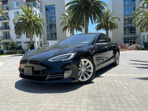 2018 Tesla Model S 75D