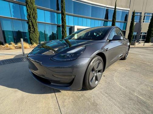 2023 Tesla Model 3 Standard Range