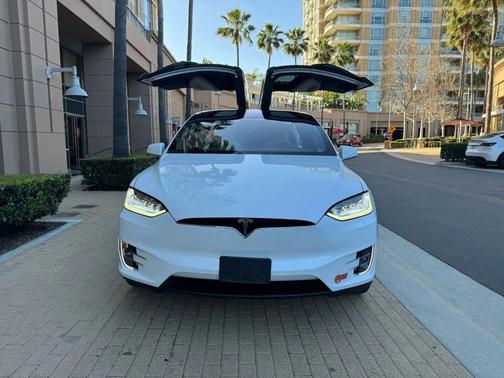 2017 Tesla Model X 75D