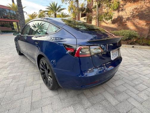 2022 Tesla Model 3 Performance