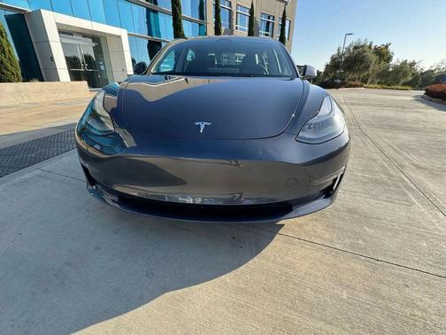 Midnight Silver Metallic 2020 Tesla Model 3 Standard Range Plus
