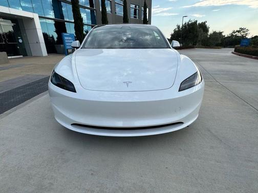 2024 Tesla Model 3 Long Range