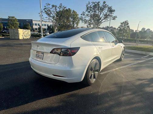 2023 Tesla Model 3 Standard Range