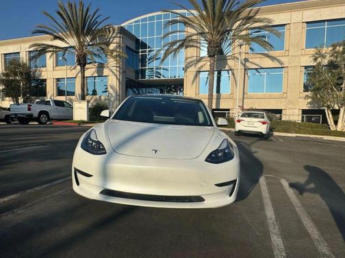 2023 Tesla Model 3 Standard Range