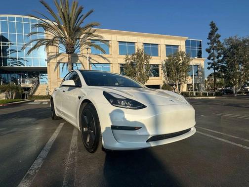 2023 Tesla Model 3 Standard Range
