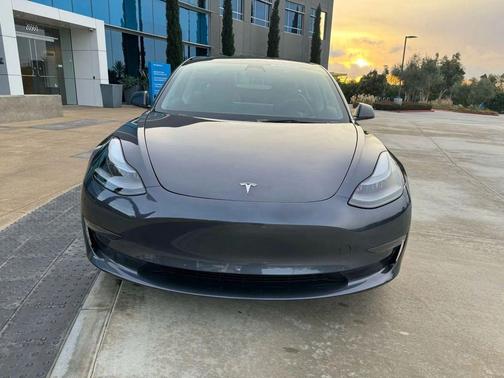 2023 Tesla Model 3 Standard Range