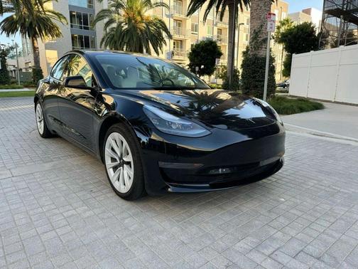 2023 Tesla Model 3 Standard Range