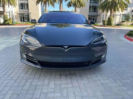 2018 Tesla Model S 100D