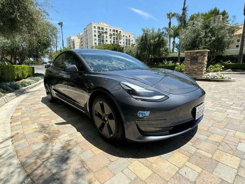 2023 Tesla Model 3 Standard Range
