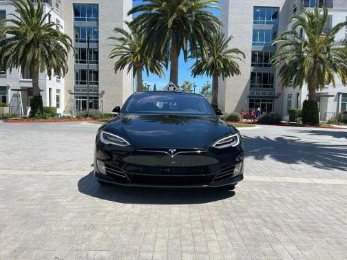 2018 Tesla Model S 100D