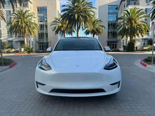 2021 Tesla Model Y Long Range Dual Motor All-Wheel Drive