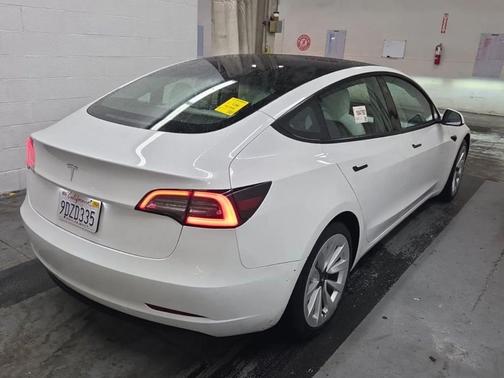 2023 Tesla Model 3 Standard Range