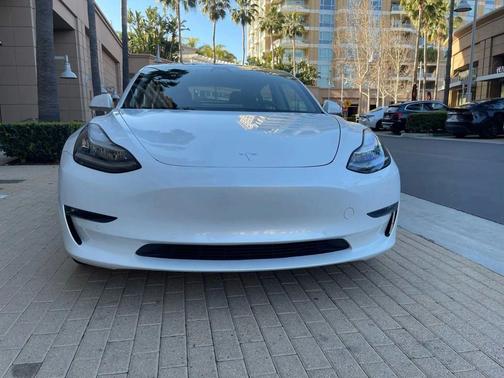 2020 Tesla Model 3 Standard Range Plus