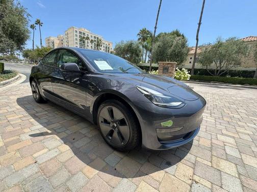 2023 Tesla Model 3 Standard Range