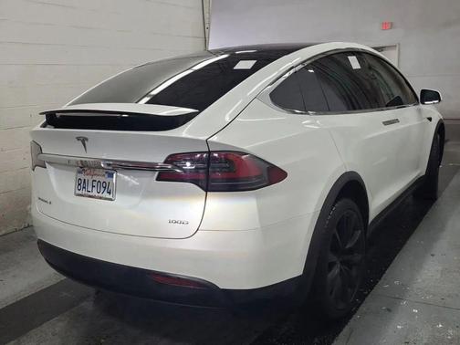 2017 Tesla Model X 100D