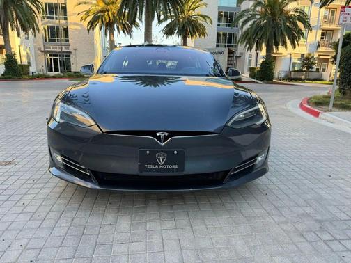 2018 Tesla Model S 100D