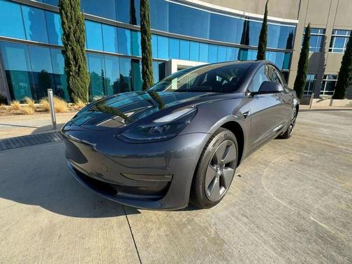 2023 Tesla Model 3 Standard Range