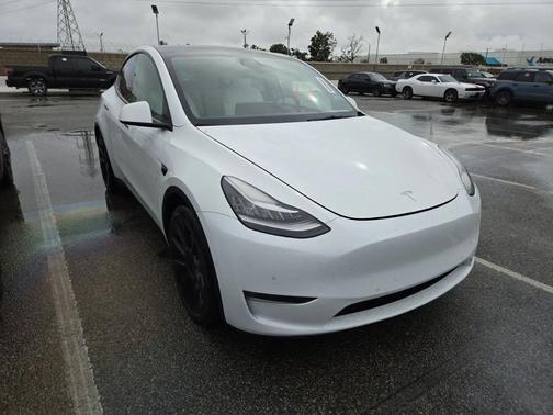 2021 Tesla Model Y Long Range Dual Motor All-Wheel Drive