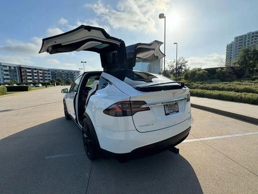 2017 Tesla Model X 100D