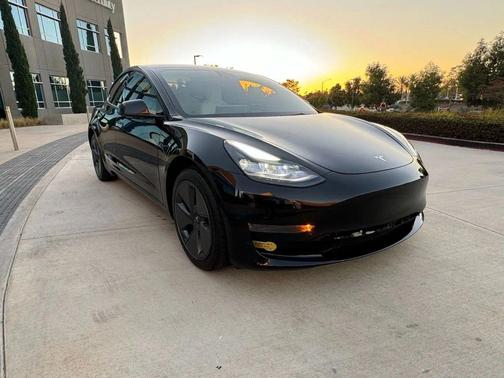 2023 Tesla Model 3 Standard Range