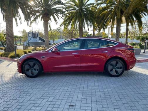 2022 Tesla Model 3 Standard Range
