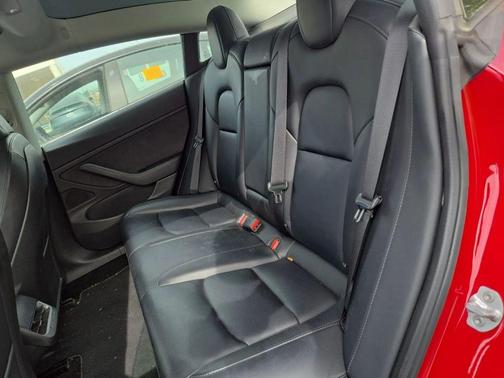 2018 Tesla Model 3 Mid Range