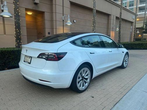 2023 Tesla Model 3 Standard Range