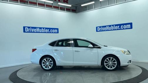 Summit White 2013 Buick Verano Base