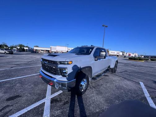 2024 Chevrolet Silverado 3500 LT