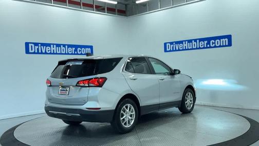 Silver Ice Metallic 2022 Chevrolet Equinox 2LT