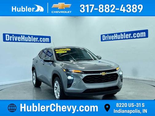 Sterling Gray Metallic 2024 Chevrolet Trax LS