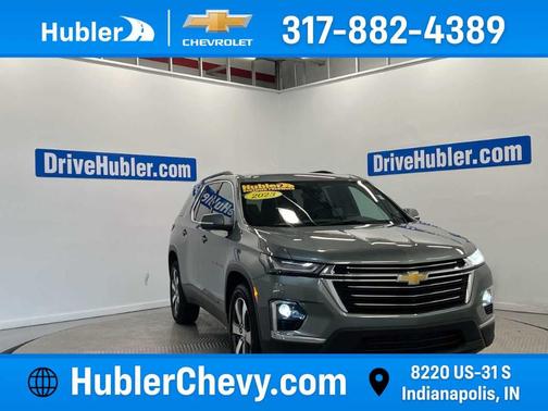 Silver Sage Metallic 2023 Chevrolet Traverse LT Leather
