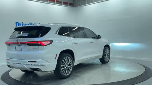 2025 Buick Enclave Avenir