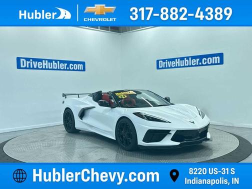 Arctic White 2024 Chevrolet Corvette Stingray w/2LT
