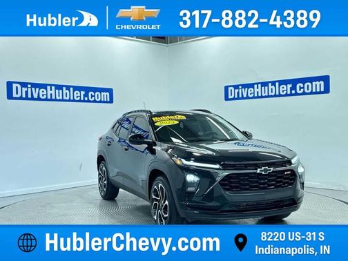 Mosaic Black Metallic 2025 Chevrolet Trax 2RS