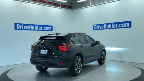 Mosaic Black Metallic 2025 Chevrolet Trax 2RS