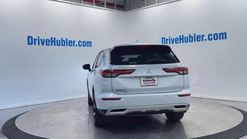2024 Mitsubishi Outlander SE