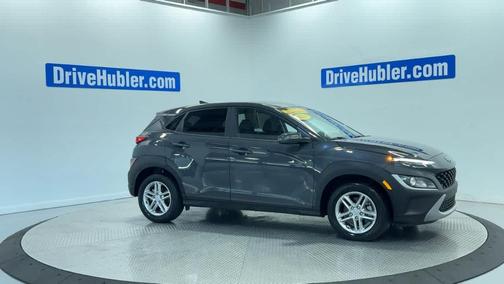 Gray 2023 Hyundai KONA SE