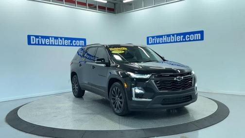 Mosaic Black Metallic 2023 Chevrolet Traverse RS