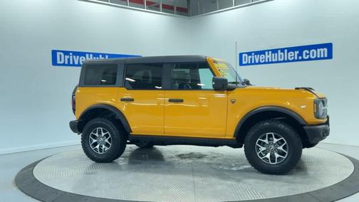 2022 Ford Bronco Base