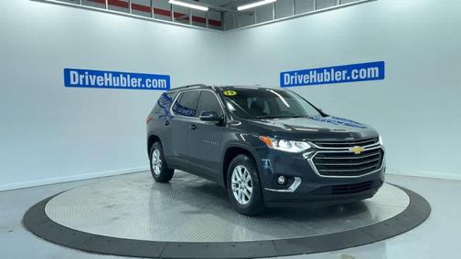 Graphite Metallic 2019 Chevrolet Traverse LT Cloth