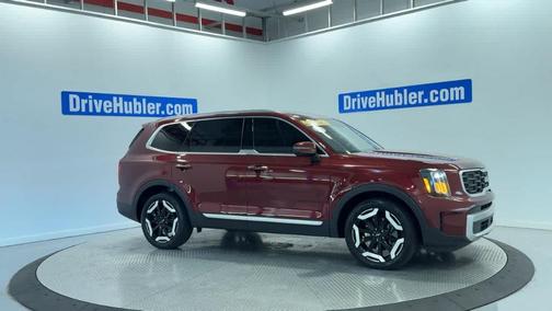 Maroon 2024 Kia Telluride S