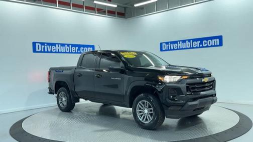 Black 2024 Chevrolet Colorado LT