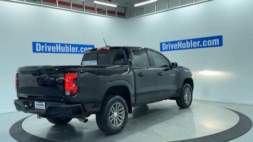 Black 2024 Chevrolet Colorado LT