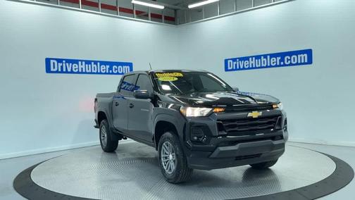 Black 2024 Chevrolet Colorado LT