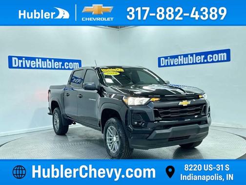 Black 2024 Chevrolet Colorado LT