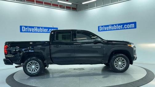 Black 2024 Chevrolet Colorado LT