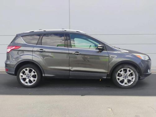 Magnetic 2016 Ford Escape Titanium