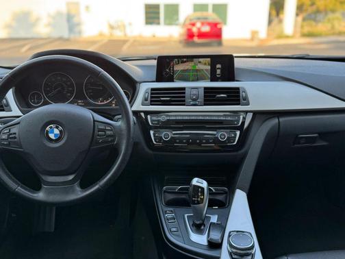 2016 BMW 320 i