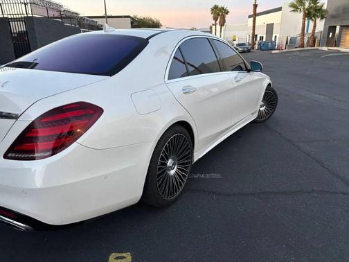 2018 Mercedes-Benz S-Class S 560 Sedan 4D